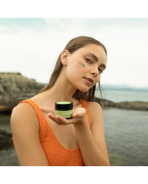 Masca faciala cu argila verde GREEN VIBES, 50ml Laura Baldini 2
